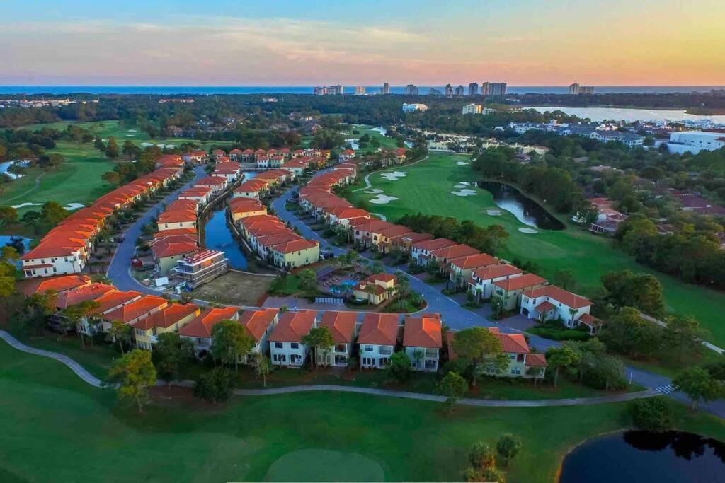 4 Bedroom House On The Golf Course With 2 Golf Carts! Destin Eksteriør billede